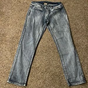 Blue jeans/ white pattern